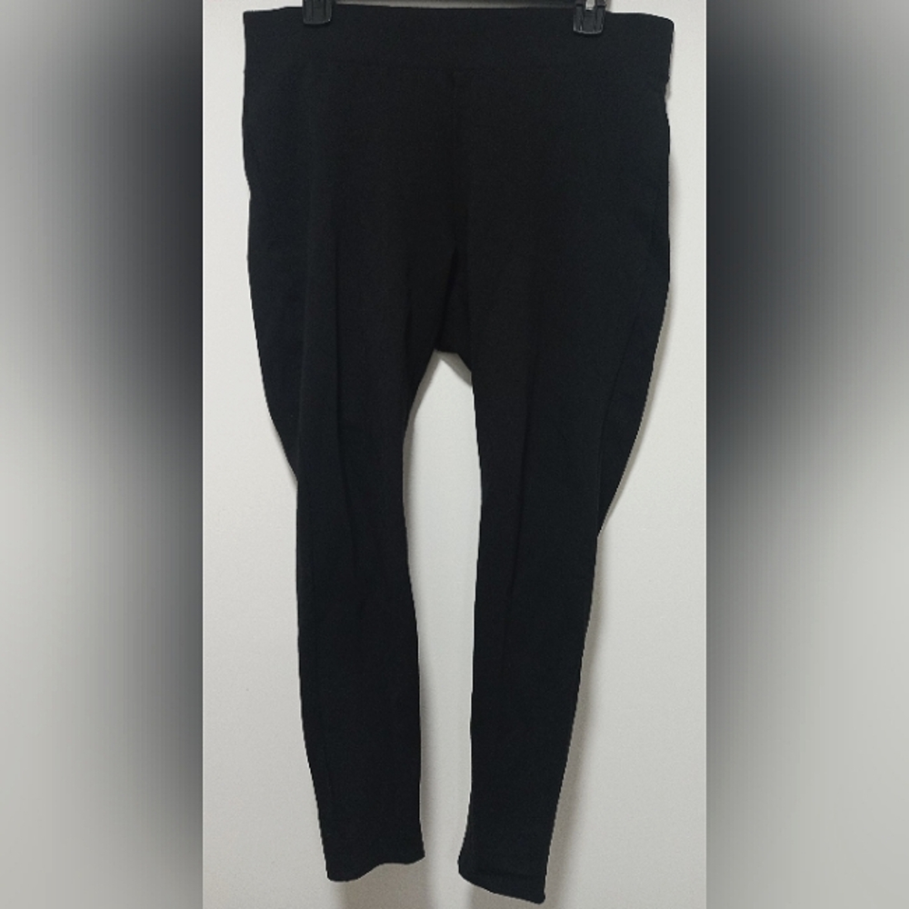 TORRID BLACK L/XL PONTE LEGGINGS NWT